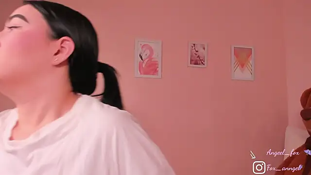 angeel fox online show from September 30, 2025, 2:50 am