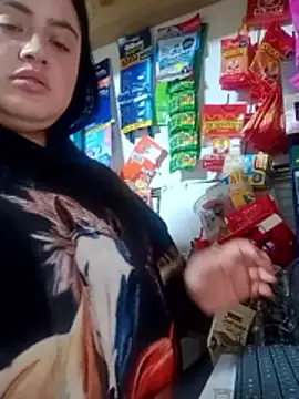 Snapshot of PamelaDoouce chatting on February 16, 2026, 9:34 pm PamelaDoouce online show from February 16, 2026, 9:34 pm