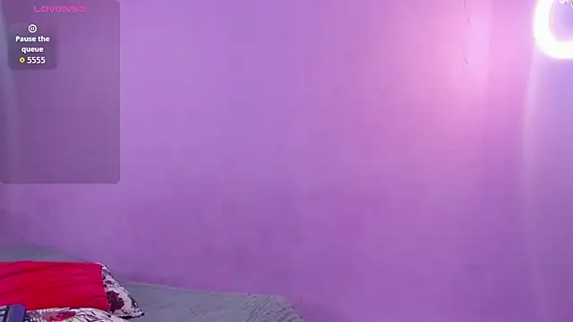 ambersmitx online show from September 23, 2025, 2:13 pm