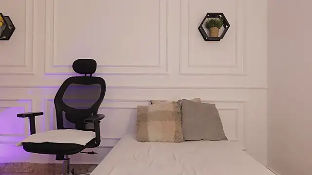 meloddysky online show from February 9, 2026, 4:05 pm