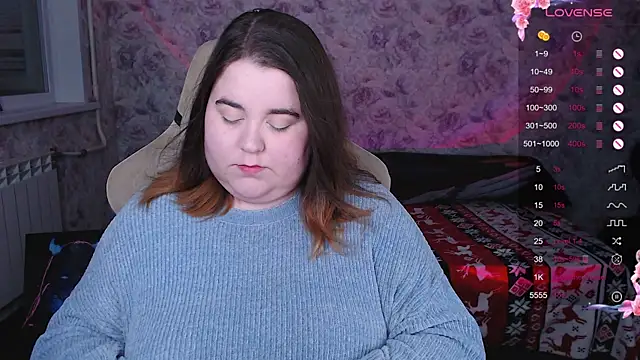 Estelle Hicks online show from November 13, 2025, 6:12 pm