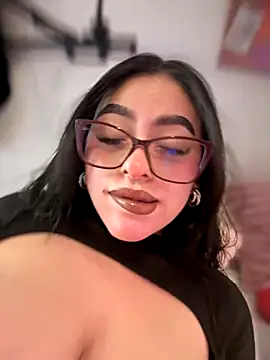 Snapshot of KatteWise chatting on September 10, 2025, 3:05 am KatteWise online show from September 10, 2025, 3:05 am