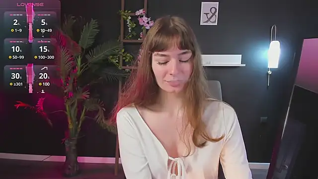 EvaSelin online show from March 8, 2025, 5:49 am