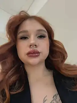 Snapshot of KarinHorny chatting on December 12, 2024, 3:54 am KarinHorny online show from December 12, 2024, 3:54 am