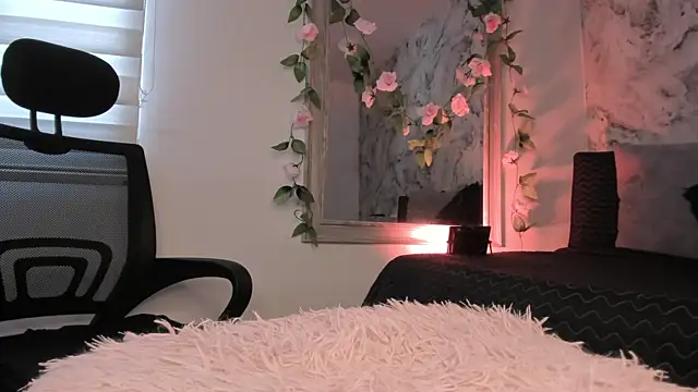 Bella desi  online show from November 16, 2025, 1:16 pm