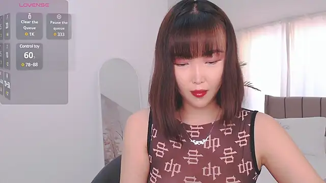 TumiLio online show from March 11, 2025, 3:34 pm