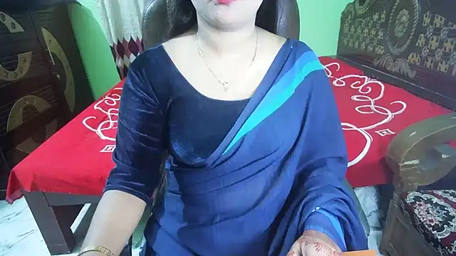 BengaliQueenStar online show from July 15, 2026, 4:03 pm