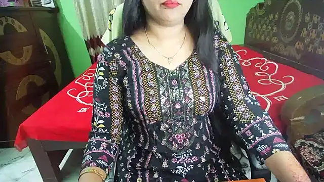 BengaliQueenStar online show from July 16, 2026, 5:10 pm