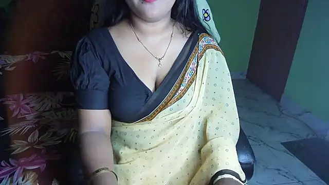 Snapshot of BengaliQueenStar chatting on April 28, 2026, 4:33 pm BengaliQueenStar online show from April 28, 2026, 4:33 pm