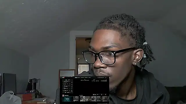 Snapshot of JasperBlaxx chatting on February 22, 2026, 10:33 pm JasperBlaxx online show from February 22, 2026, 10:33 pm