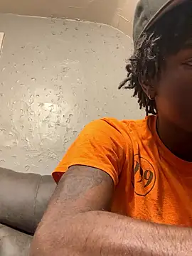 Snapshot of JasperBlaxx chatting on January 14, 2026, 3:32 am JasperBlaxx online show from January 14, 2026, 3:32 am