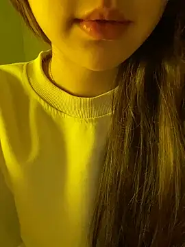 minmin2kk5 online show from February 22, 2026, 3:13 pm