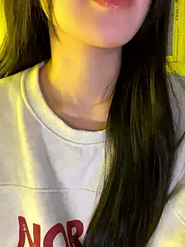 minmin2kk5 online show from January 14, 2026, 3:10 am