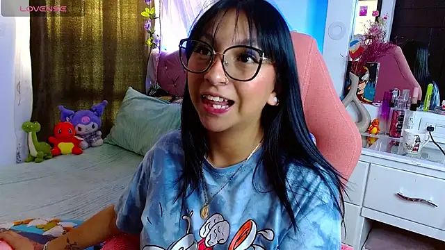 Littlerouse  online show from February 28, 2025, 10:06 pm