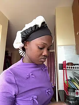 Queen Arnah254 online show from June 14, 2026, 1:23 pm
