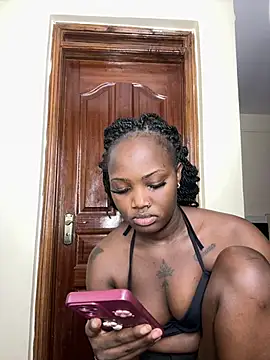 Queen Arnah254 online show from May 12, 2026, 1:17 pm