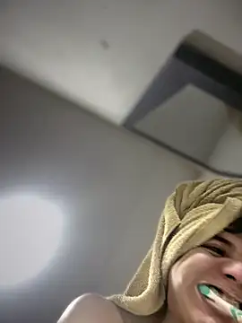 Snapshot of saracaball_ chatting on February 26, 2026, 4:34 am saracaball online show from February 26, 2026, 4:34 am