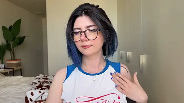  vixenp online show from June 5, 2026, 5:40 pm