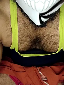 xavierkevi online show from December 4, 2025, 4:06 pm