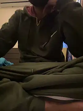 Snapshot of ALWAYSHORNYDADDY chatting on February 13, 2026, 11:21 am ALWAYSHORNYDADDY online show from February 13, 2026, 11:21 am