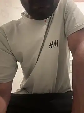 Snapshot of ALWAYSHORNYDADDY chatting on February 10, 2026, 7:57 pm ALWAYSHORNYDADDY online show from February 10, 2026, 7:57 pm