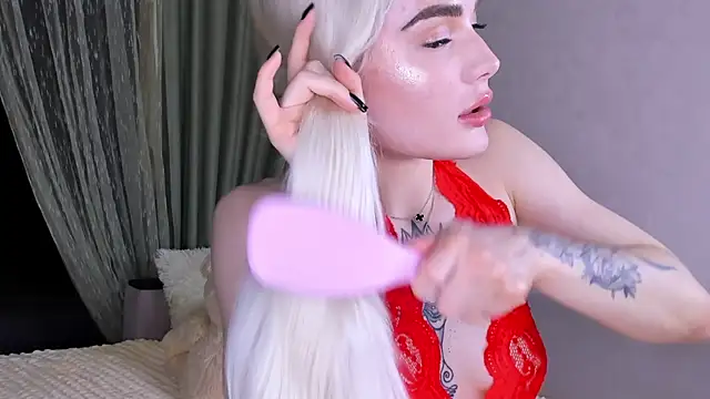 Snapshot of Sweeet_Barbie chatting on June 9, 2026, 3:46 pm Sweeet Barbie online show from June 9, 2026, 3:46 pm