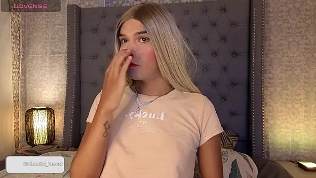 Shantal Joness online show from September 29, 2025, 9:09 pm