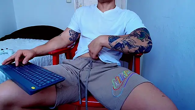 juandking online show from November 19, 2025, 9:09 am