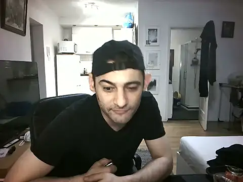 mihaimichael online show from June 9, 2026, 11:17 pm