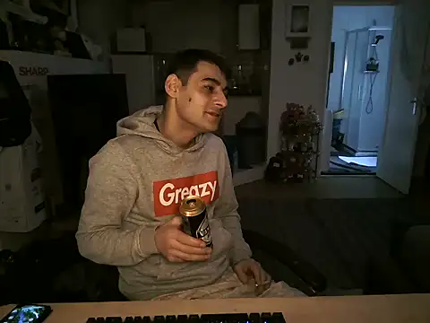 mihaimichael online show from November 14, 2025, 8:18 am