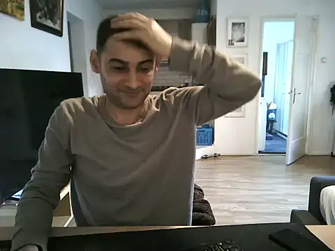 Snapshot of mihaimichael chatting on May 11, 2026, 4:04 pm mihaimichael online show from May 11, 2026, 4:04 pm
