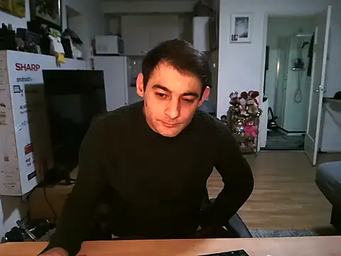 Snapshot of mihaimichael chatting on January 16, 2026, 12:53 pm mihaimichael online show from January 16, 2026, 12:53 pm