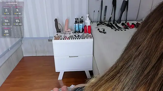 Snapshot of mileyerikson chatting on February 18, 2026, 4:43 am mileyerikson online show from February 18, 2026, 4:43 am