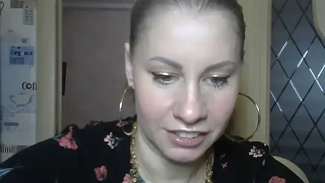 TherestlessKitty online show from March 5, 2025, 6:01 am