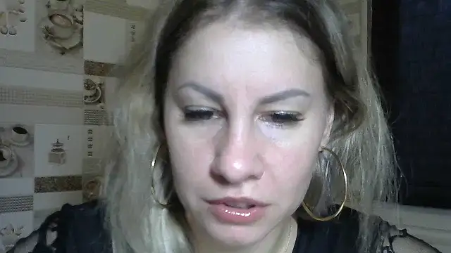 TherestlessKitty online show from September 20, 2025, 6:07 am