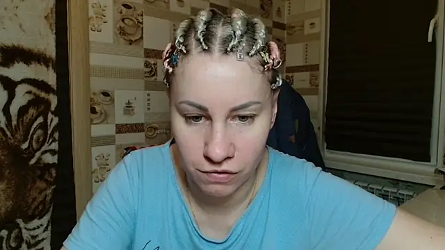 Snapshot of TherestlessKitty chatting on April 22, 2026, 10:16 pm TherestlessKitty online show from April 22, 2026, 10:16 pm