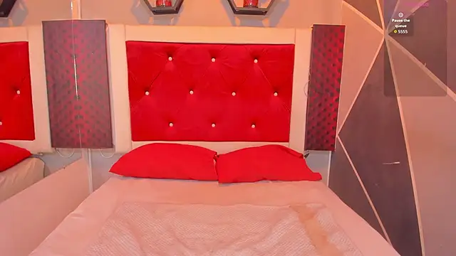 Karoll014 online show from October 28, 2025, 12:04 pm