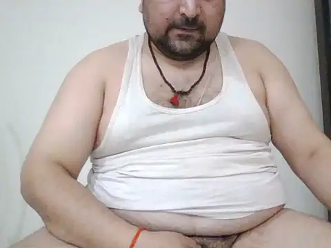 Snapshot of ARYANAVAILABLE chatting on July 10, 2026, 4:07 pm ARYANAVAILABLE online show from July 10, 2026, 4:07 pm