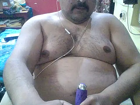 ARYANAVAILABLE online show from February 3, 2026, 1:27 am