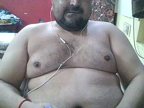 Snapshot of ARYANAVAILABLE chatting on July 12, 2026, 9:15 pm ARYANAVAILABLE online show from July 12, 2026, 9:15 pm