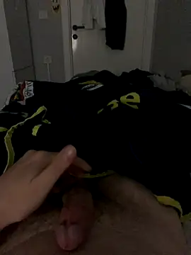 Snapshot of Erenn34 chatting on September 28, 2025, 12:06 am Erenn34 online show from September 28, 2025, 12:06 am