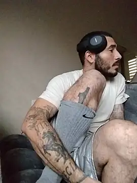 tengocanicas online show from November 22, 2025, 4:17 pm