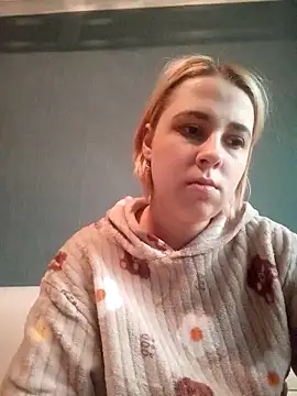 Gussie Bridie online show from March 6, 2025, 2:18 pm