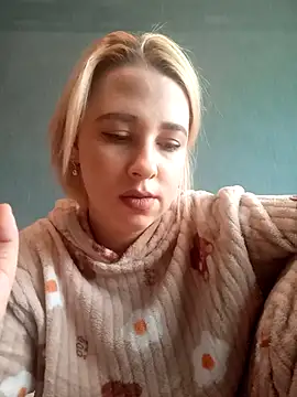 Gussie Bridie online show from March 3, 2025, 9:45 am