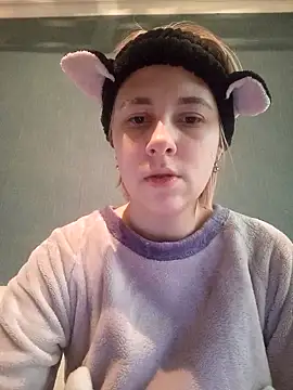 Gussie Bridie online show from March 2, 2025, 2:25 pm