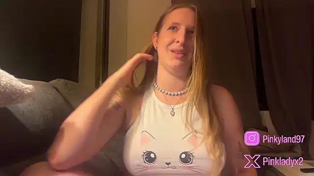 Pinkyladyxxx online show from May 15, 2026, 10:52 pm