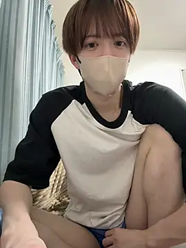 yuuuuma578 online show from May 4, 2026, 3:04 pm
