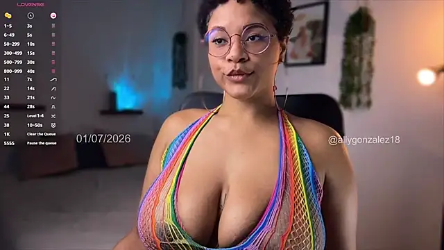 Snapshot of aleiasc chatting on July 1, 2026, 1:11 pm aleiasc online show from July 1, 2026, 1:11 pm
