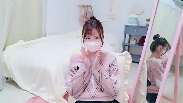 Snapshot of Sayuringo_ chatting on February 9, 2025, 10:09 am Sayuringo  online show from February 9, 2025, 10:09 am