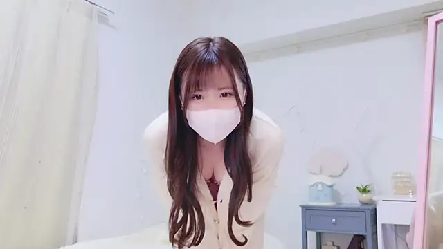 Snapshot of Sayuringo_ chatting on February 9, 2025, 1:35 pm Sayuringo  online show from February 9, 2025, 1:35 pm